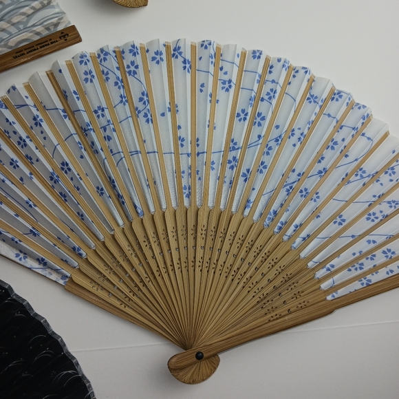 The Park Front Hotel EXCLUSIVE Hand Fans from UNIVERSAL STUDIOS JAPAN - Picture 6 of 15